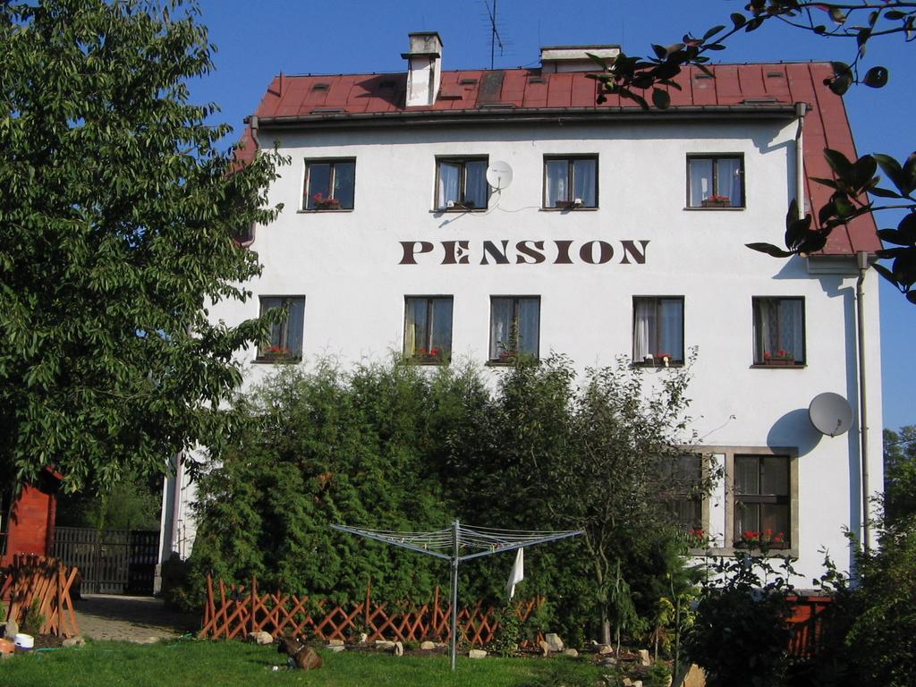 Pension Doctor Dvůr Králové nad Labem Εξωτερικό φωτογραφία